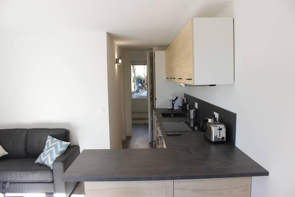 La Petite Rascasse, Appartement Avec Terrasse Ensoleillee Le Le Rayol-Canadel-sur-Mer Exterior foto